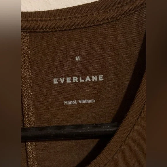 Everlane Brown Short Sleeve Shirt - Picture 2 of 7